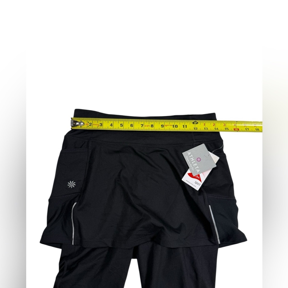 Athleta Be Free 2-in-1 Capri Skirt Leggings Small Black Running Yoga Wicking NWT - Picture 3 of 10